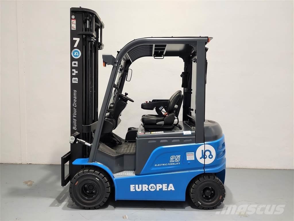 BYD ECB25C شاحنات ذات رافعات شوكية تعمل بالكهرباء