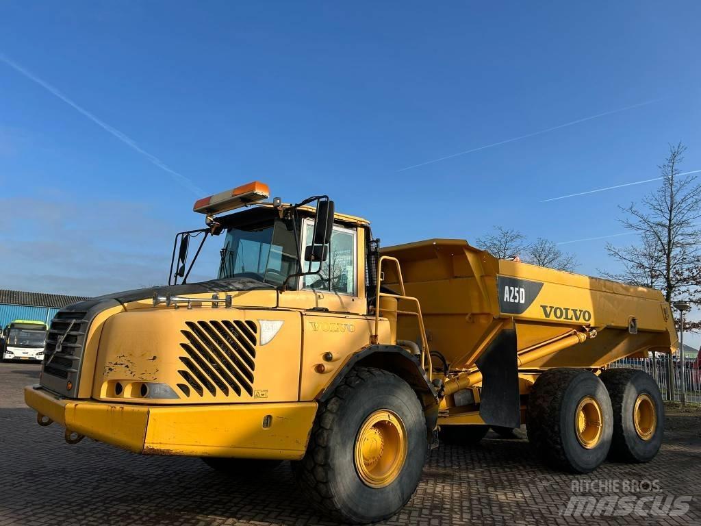 Volvo A 25 D ساحبات مفصلية