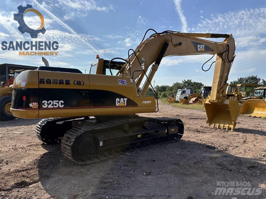 CAT 325 C حفارات زحافة