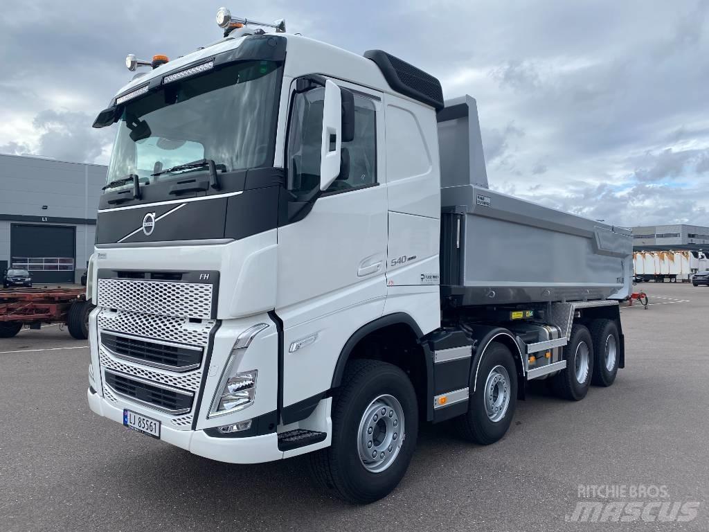 Volvo FH540 8x4 شاحنات قلابة