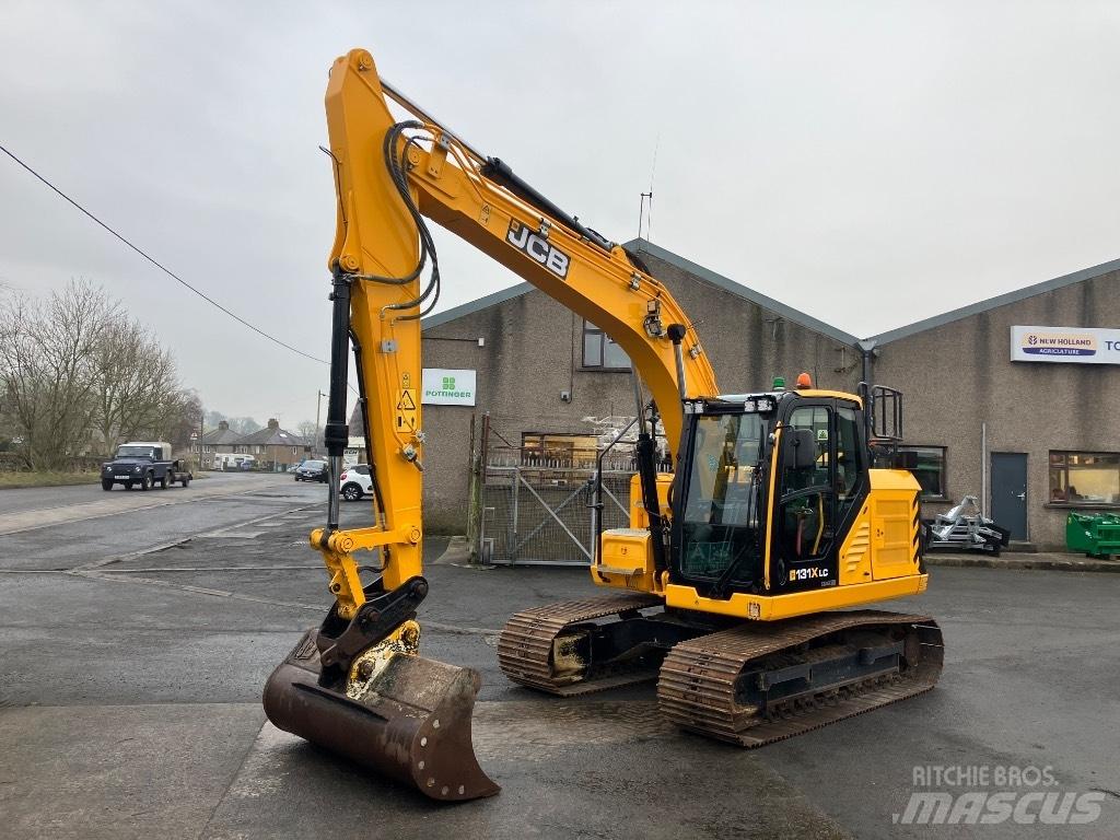 JCB 131 XLC حفارات زحافة