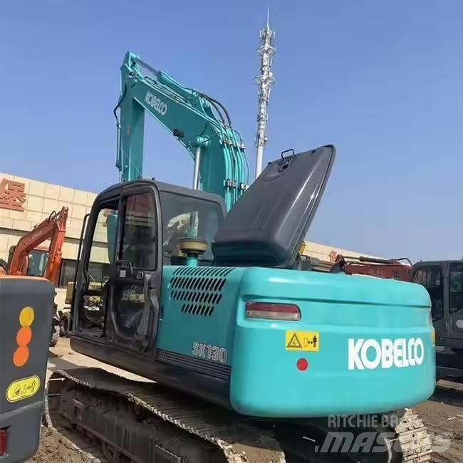 Kobelco SK 130 حفارات زحافة