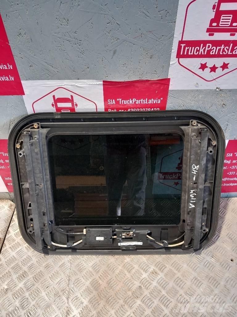 Volvo FH 12 20379286 كابينة والداخلية