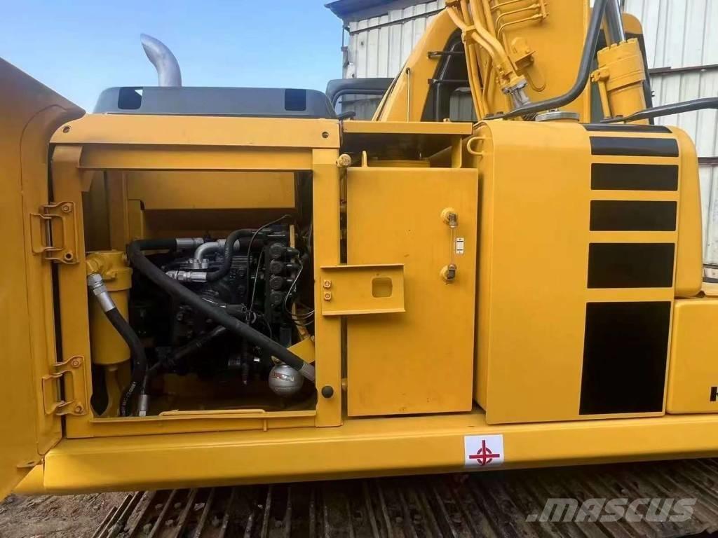 Komatsu PC 120 حفارات زحافة