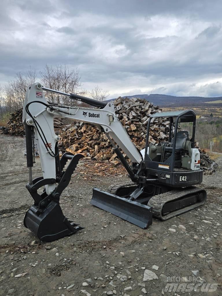 Bobcat E 42 حفارات صغيرة أقل من 7 طن (حفارات صغيرة)