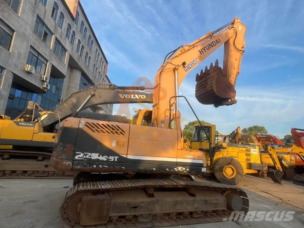 Hyundai Robex 225 حفارات زحافة