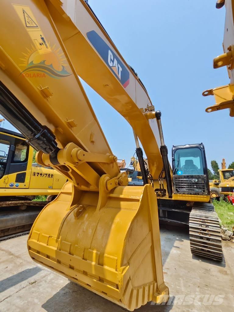 CAT 336 D حفارات زحافة