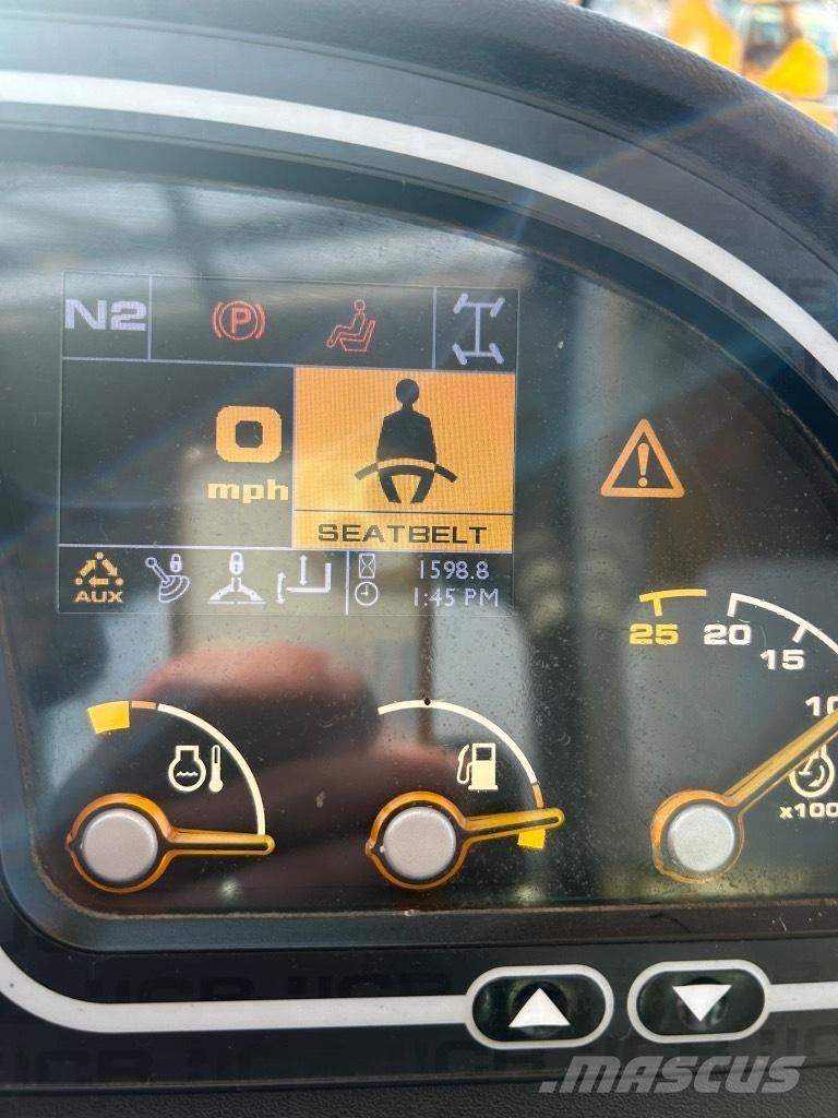 JCB 540-170 مناولات متداخلة