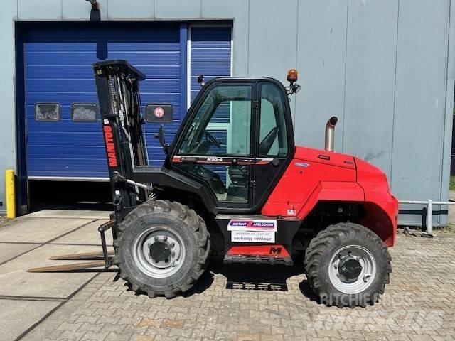 Manitou M 30.4 شاحنات الطرق الوعرة