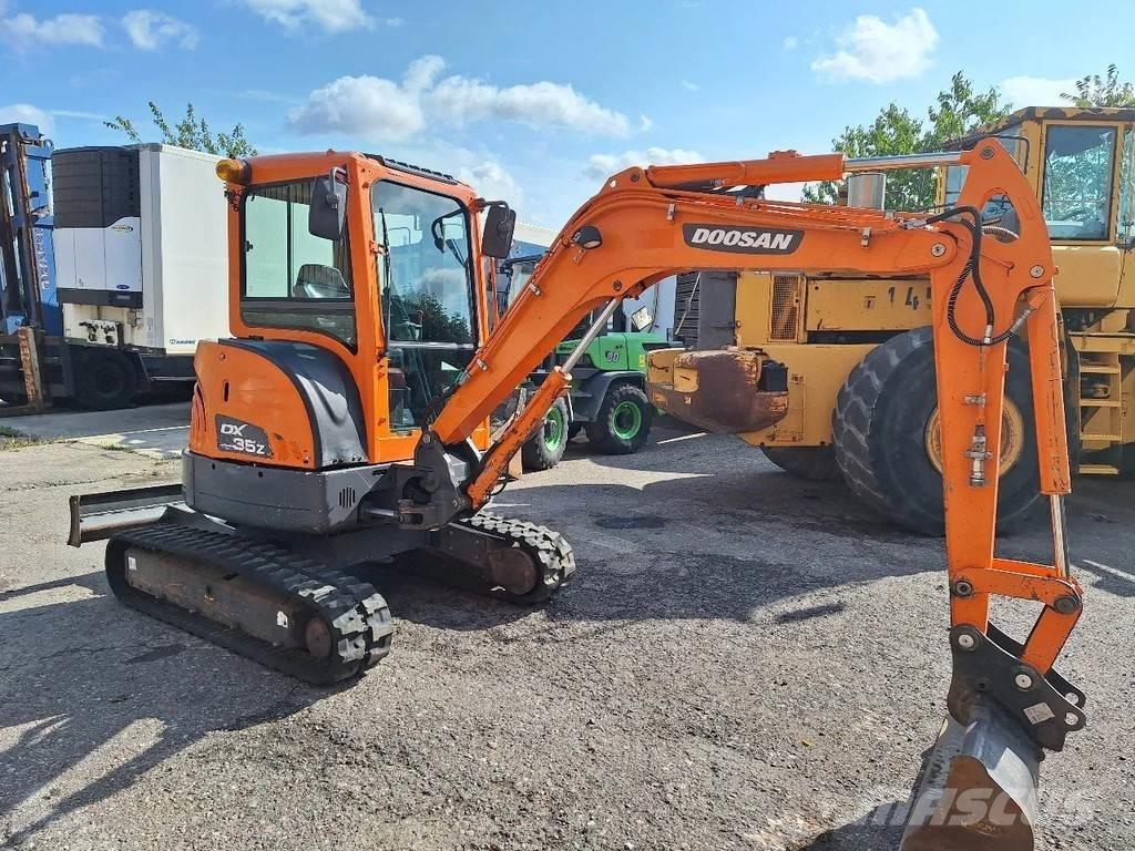 Doosan DX35Z حفارات صغيرة أقل من 7 طن (حفارات صغيرة)