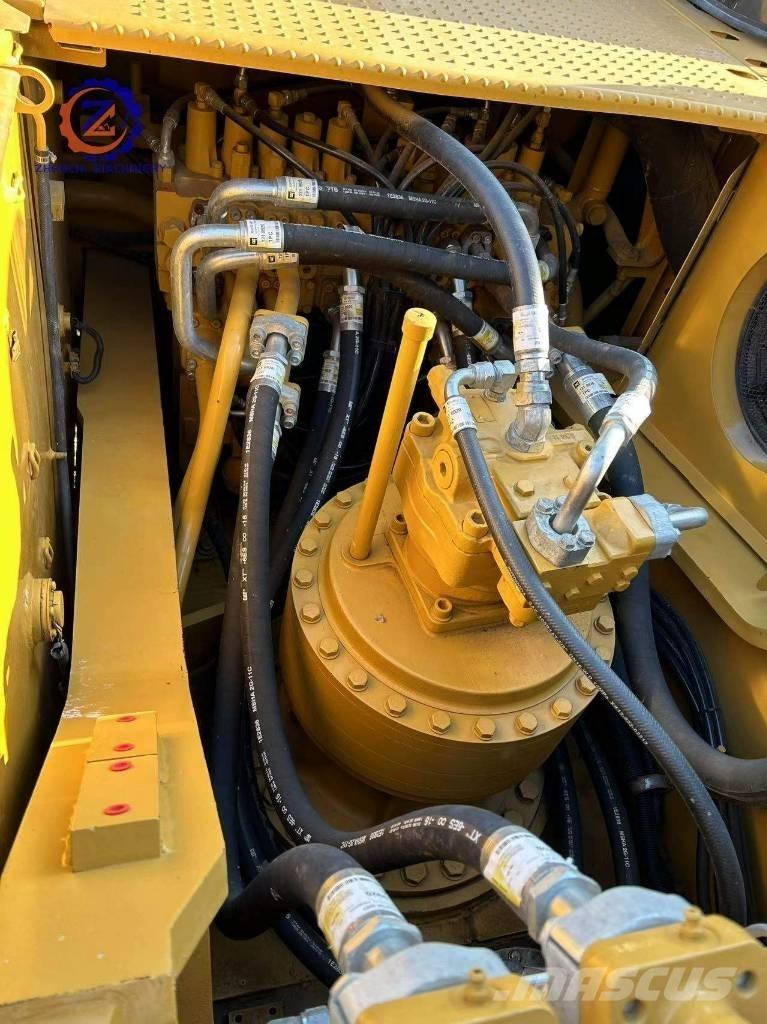 CAT 330 D2 LC حفارات زحافة