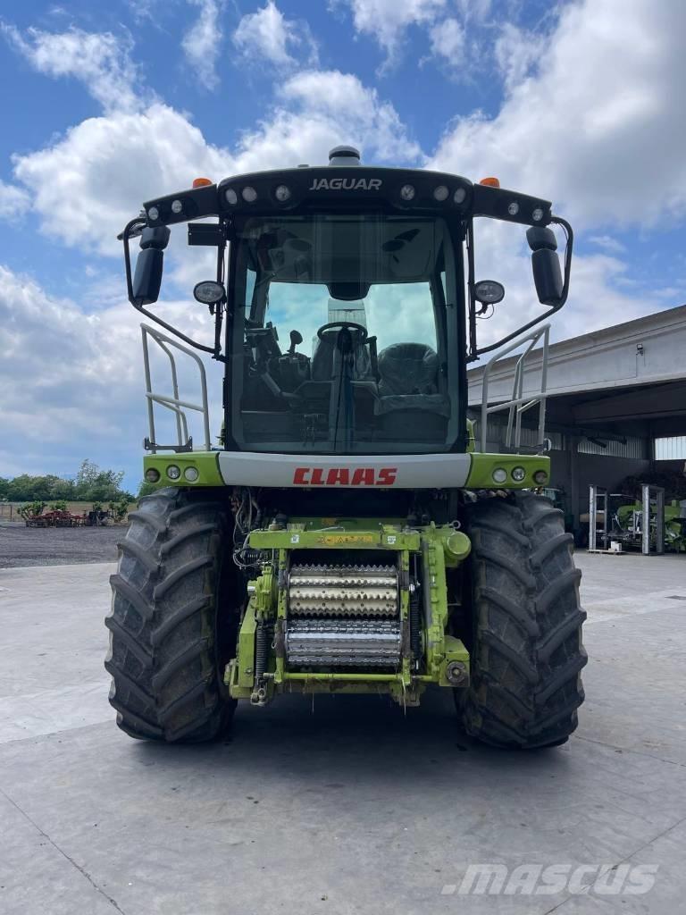 CLAAS Jaguar 990 علافات ذاتية الدفع