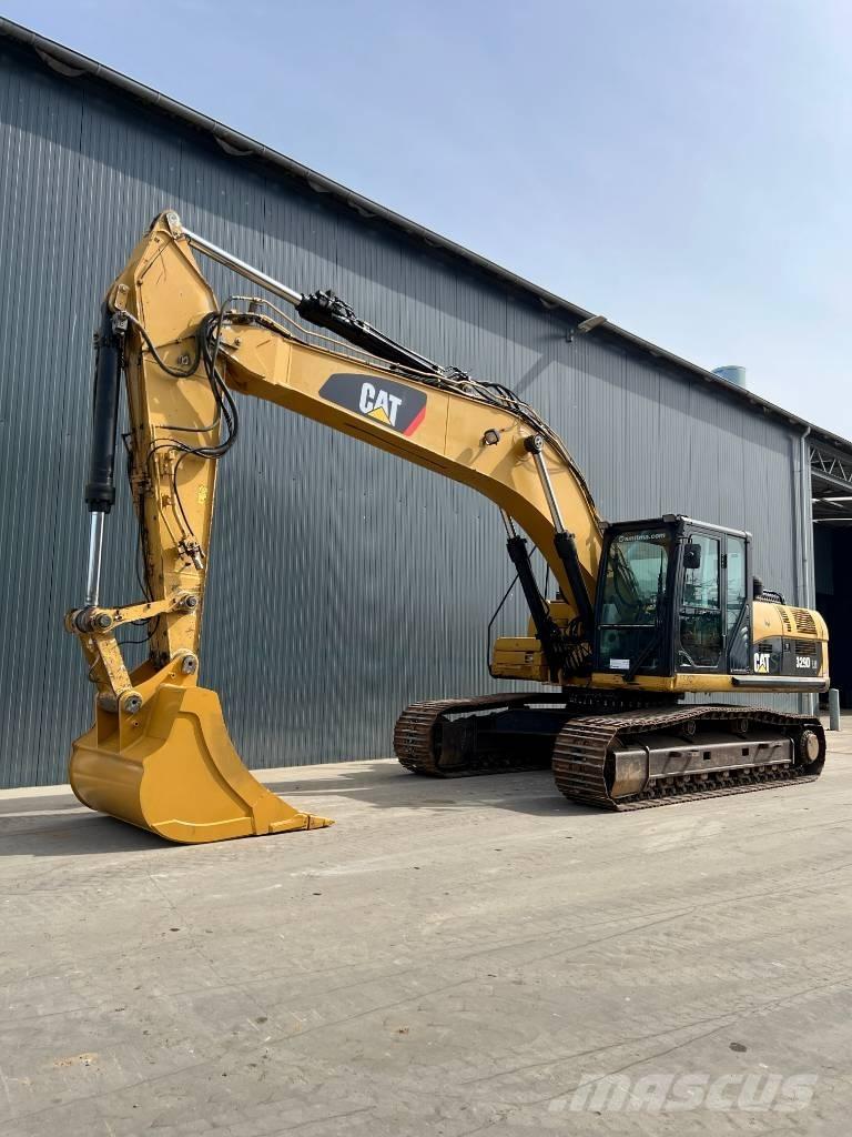 CAT 329D LN حفارات زحافة
