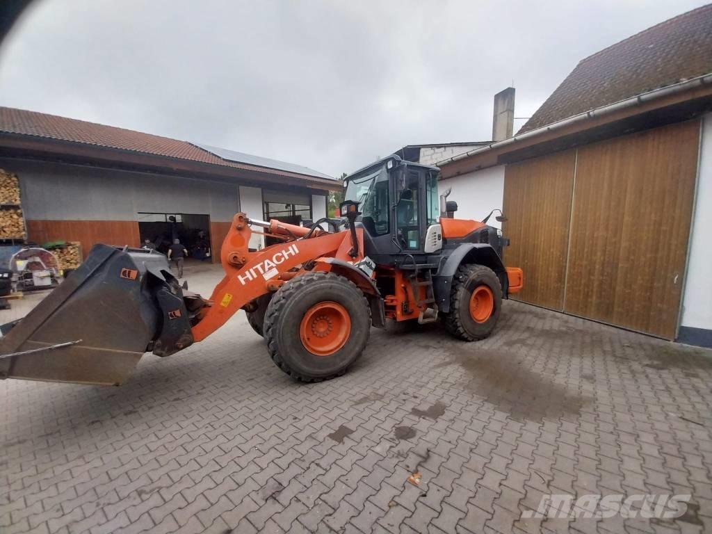 Hitachi ZW 180-5B لوادر بعجل