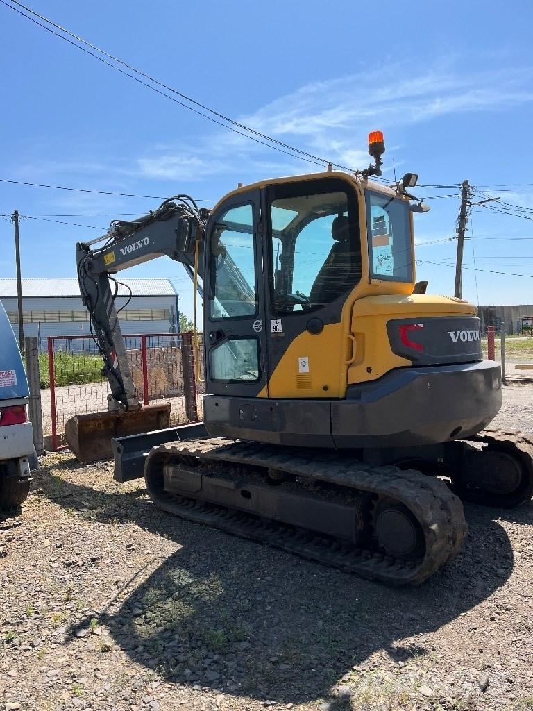 Volvo ECR88D حفارات وسط 7 طن - 12 طن