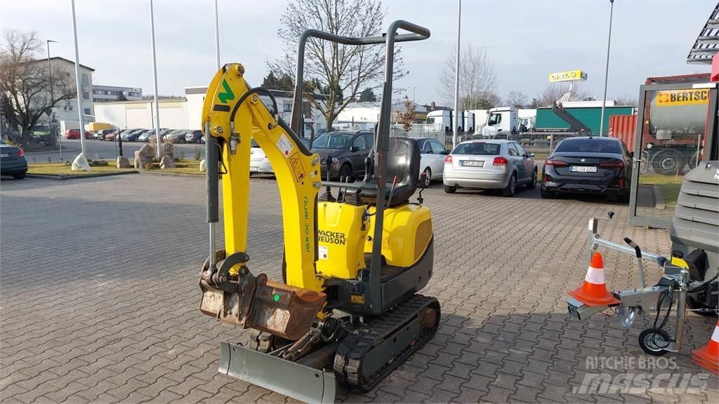 Wacker Neuson 803 حفارات زحافة