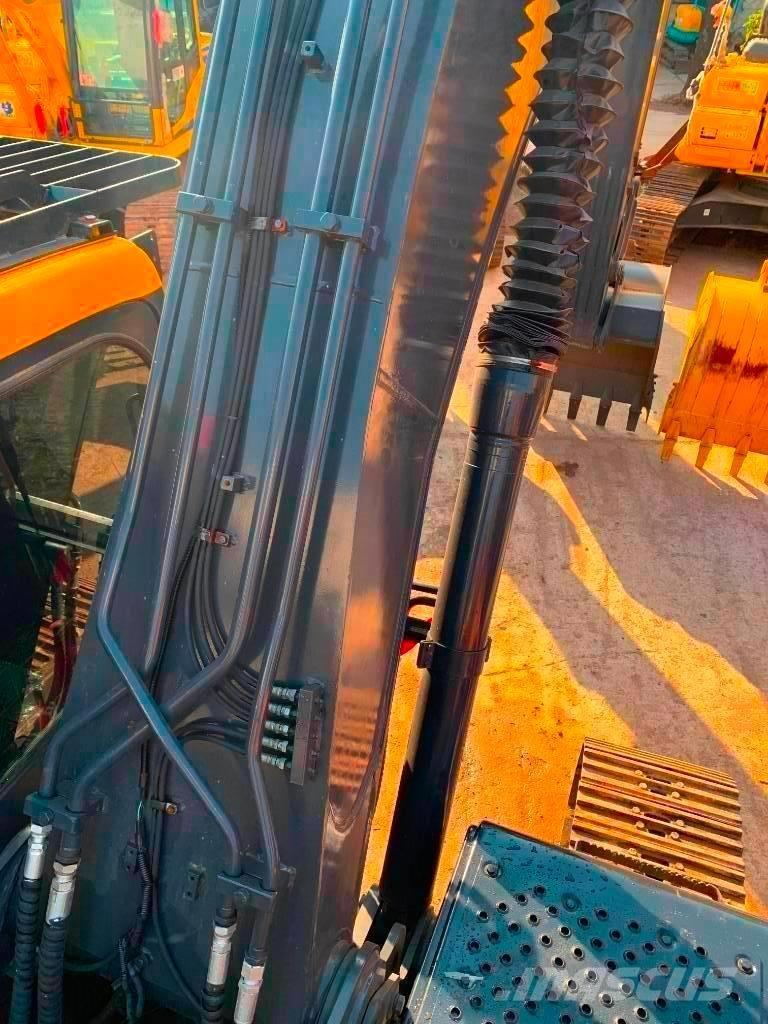 Volvo EC 210 حفارات زحافة