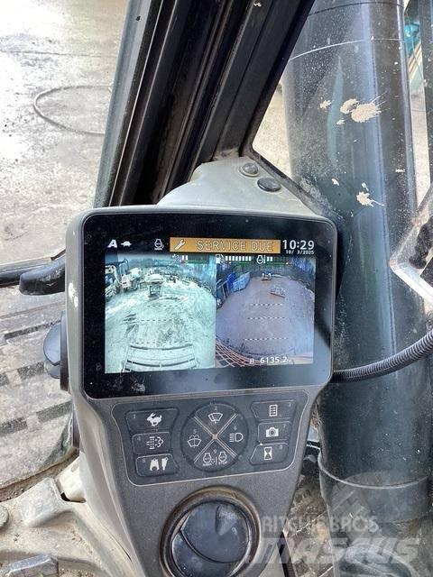 CASE CX 130 D حفارات زحافة
