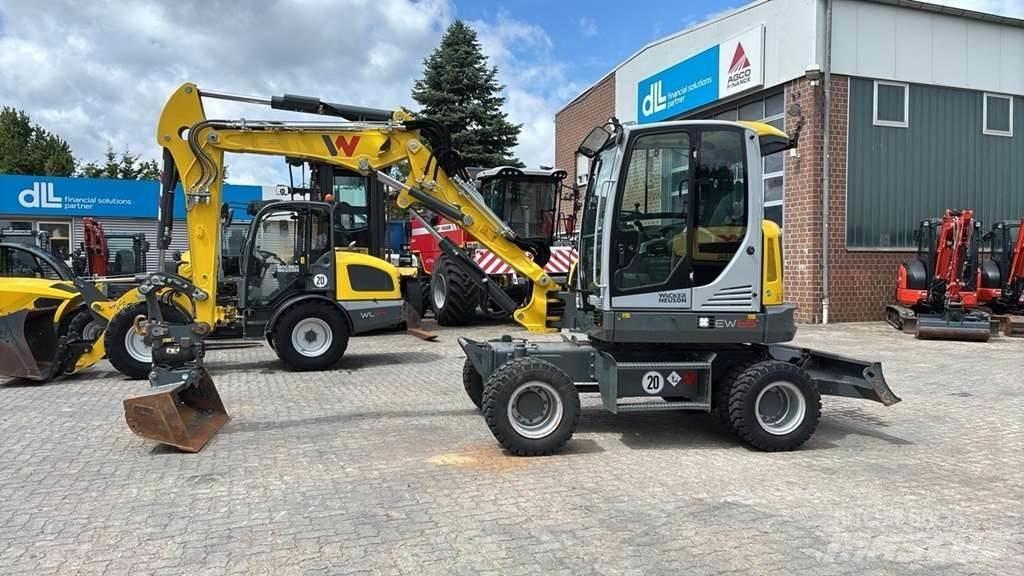 Wacker Neuson EW65 حفارات خاصة