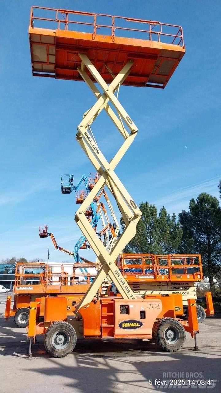 JLG 3394RT رافعات مقصية الشكل