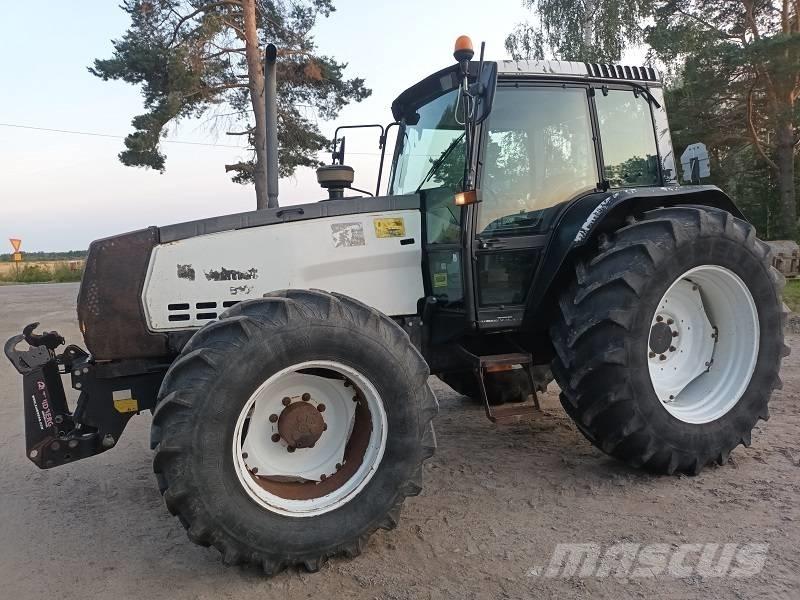 Valmet 8100 الجرارات