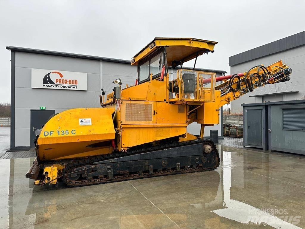 Demag DF 135 C معدات السفلتة