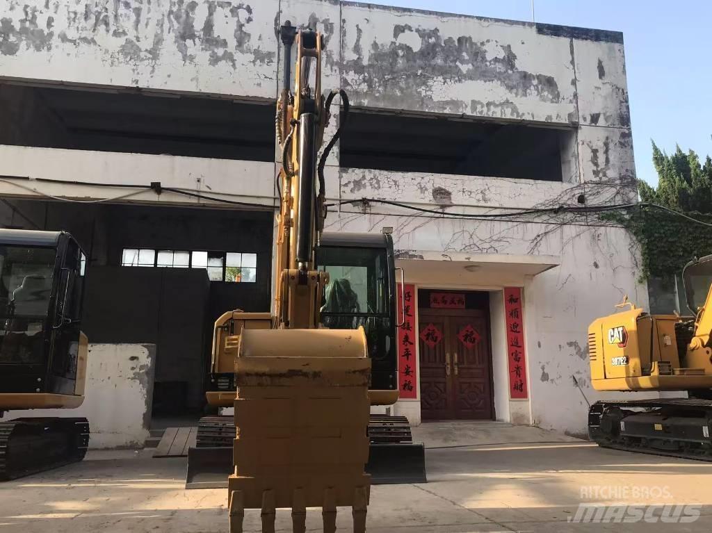 CAT 305.5E2 حفارات زحافة