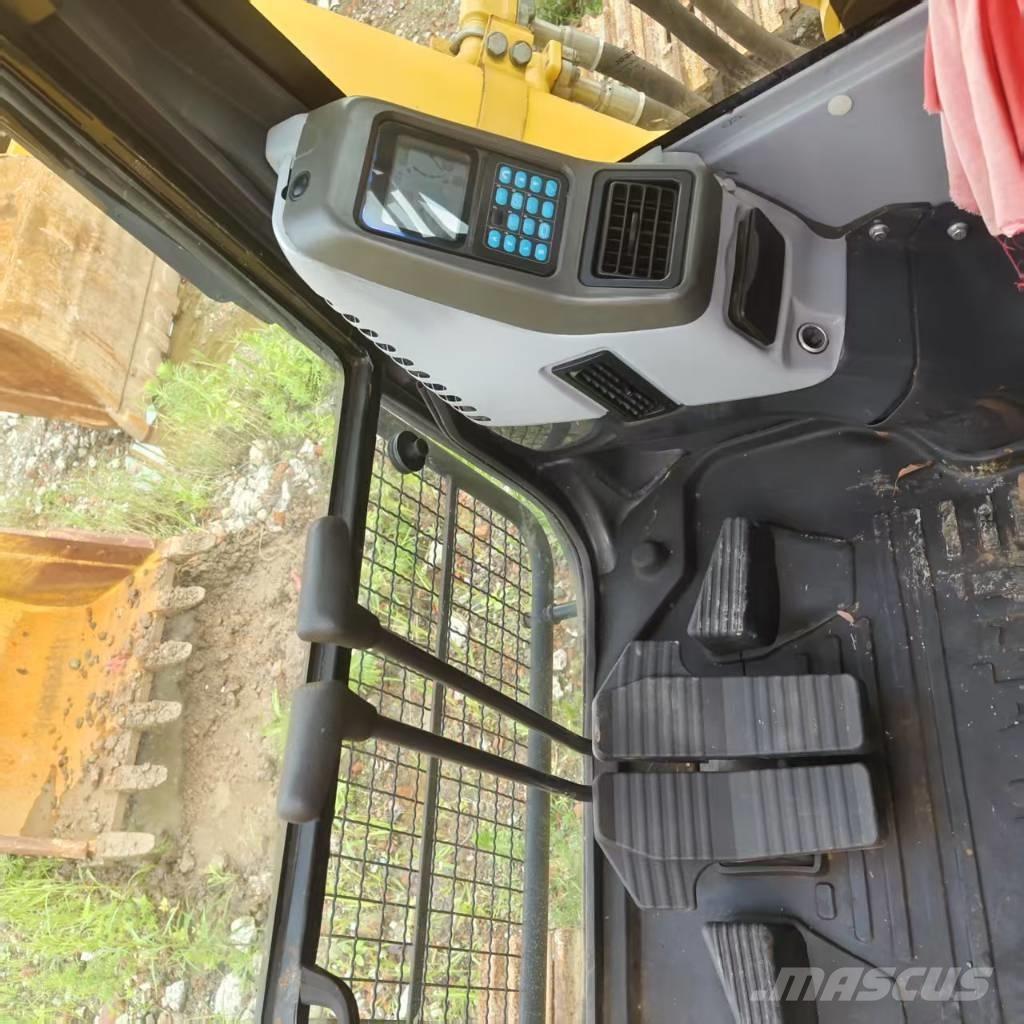 Komatsu PC 350-7 حفارات زحافة