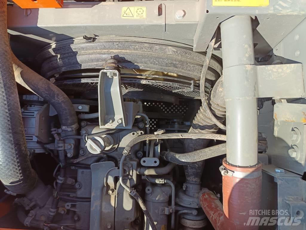 Hitachi Zx130 حفارات زحافة