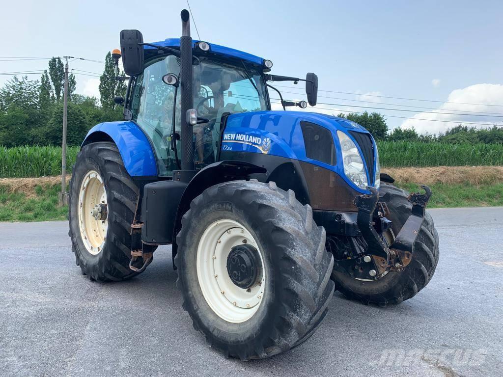 New Holland T 7.210 الجرارات