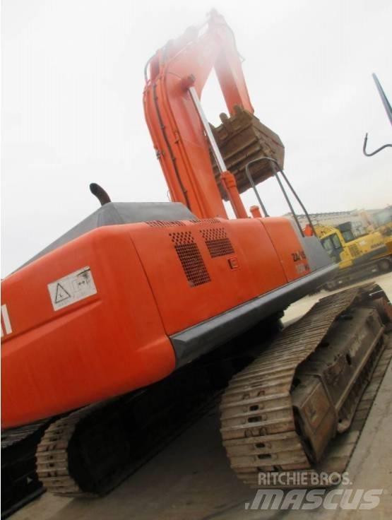 Hitachi Zaxis 200-3G حفارات زحافة