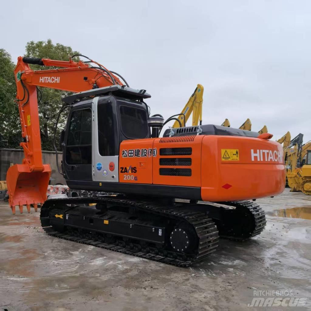Hitachi ZX 200-3 G حفارات زحافة