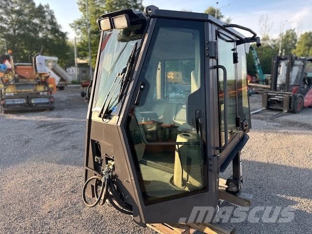 CASE D 1650 NEW CAB بلدوزرات مجنزرة
