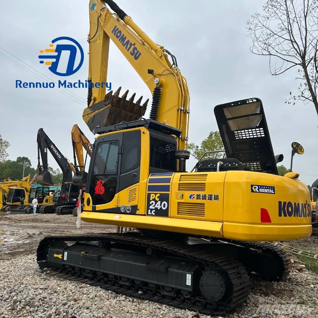 Komatsu PC 240 LC حفارات زحافة