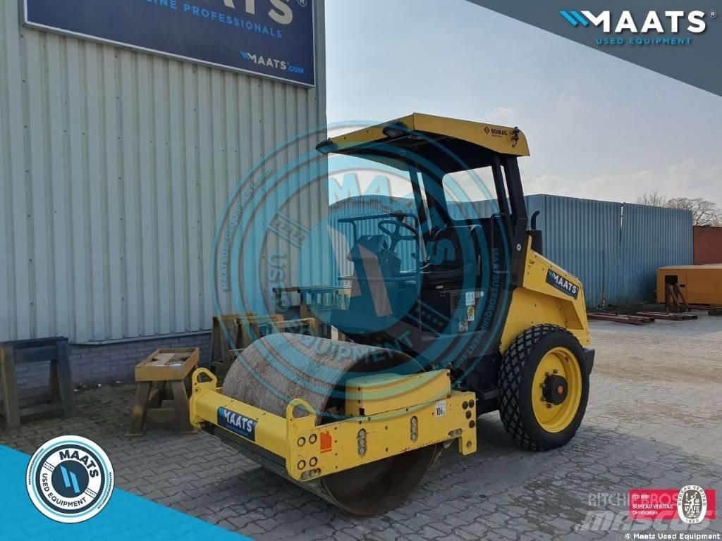 Bomag BW 124 D H 4 مداحل أحادية الأسطوانة
