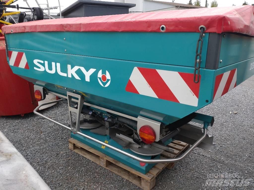 Sulky DX 30+ معدات فرد المواد المعدنية