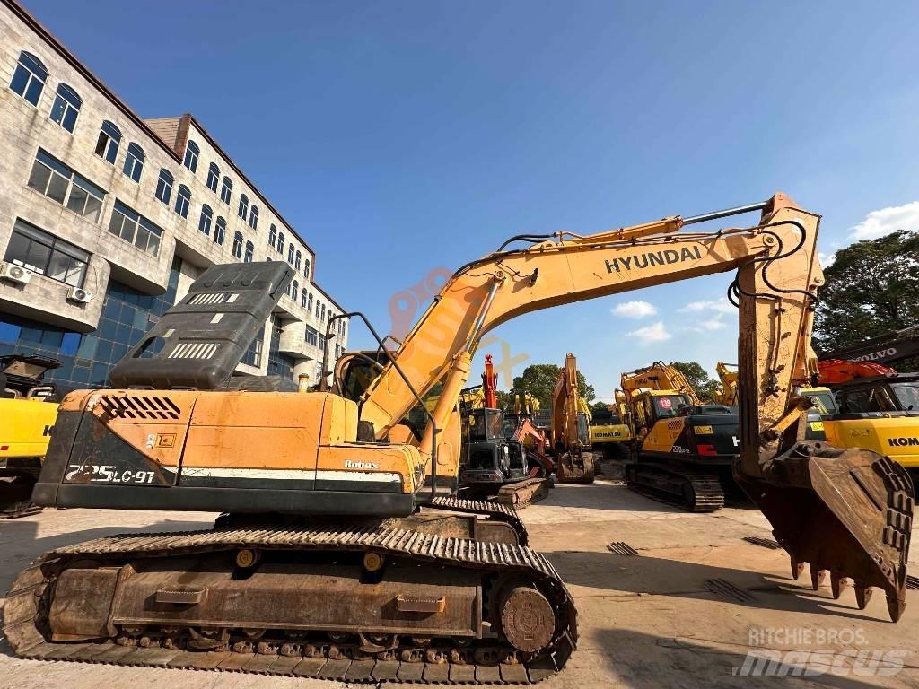 Hyundai R 225 -9 حفارات زحافة
