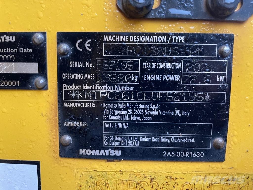 Komatsu PC 138 US-11 حفارات زحافة