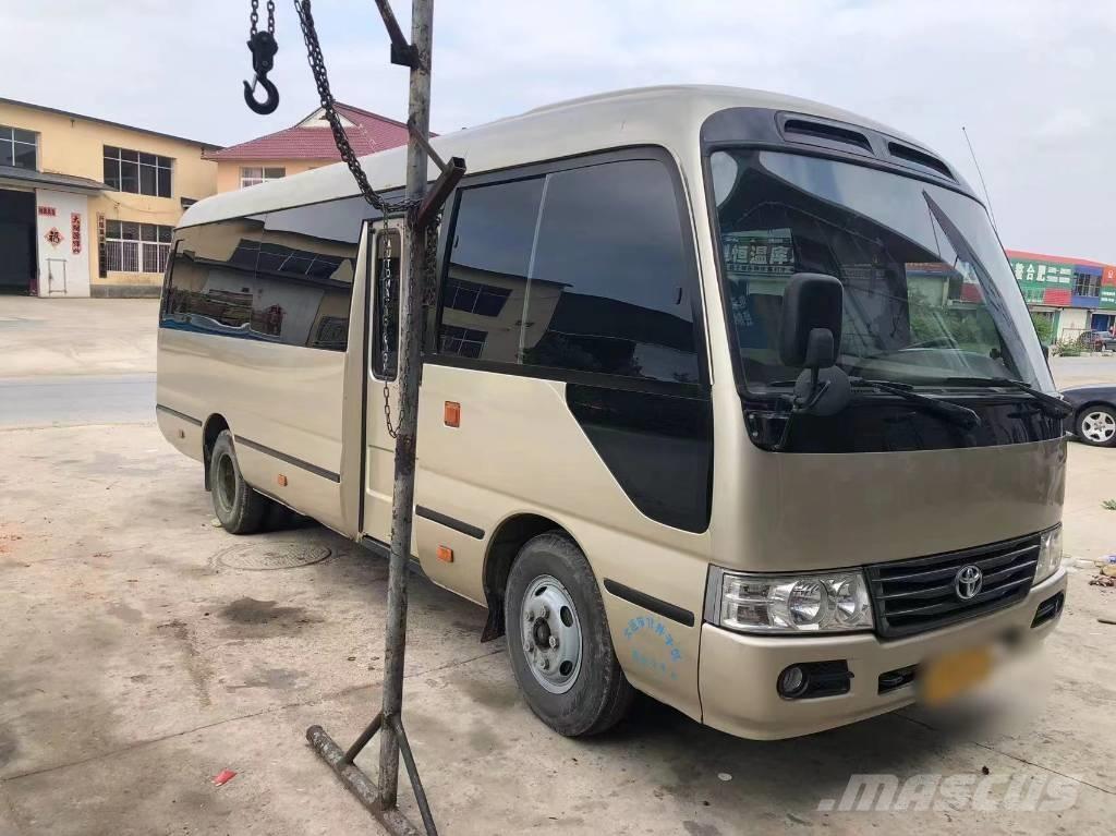 Toyota Coaster Bus حافلة صغيرة