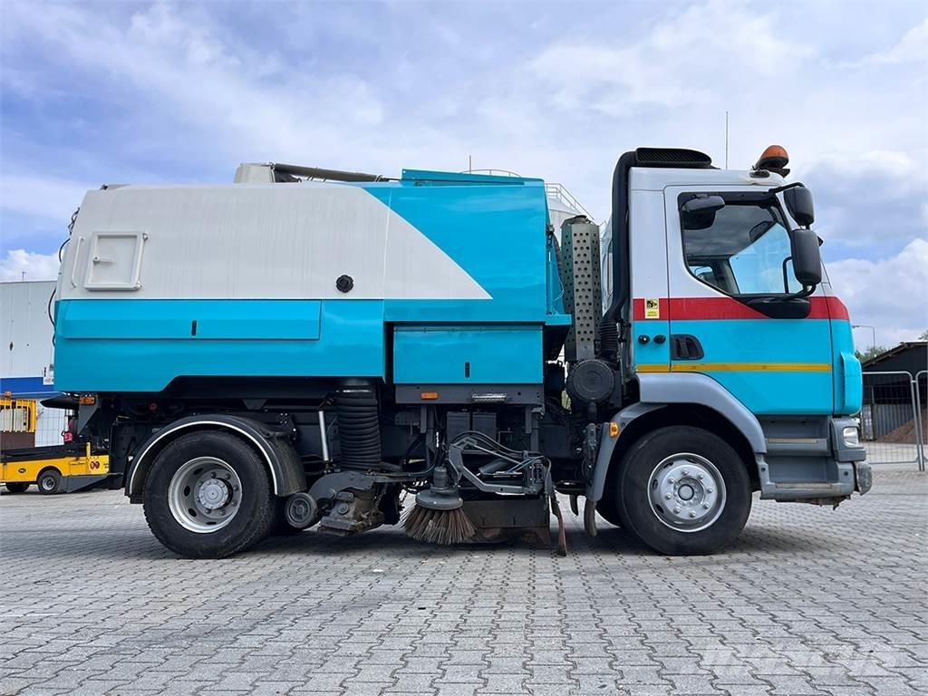 Johnston VT650 كناسات