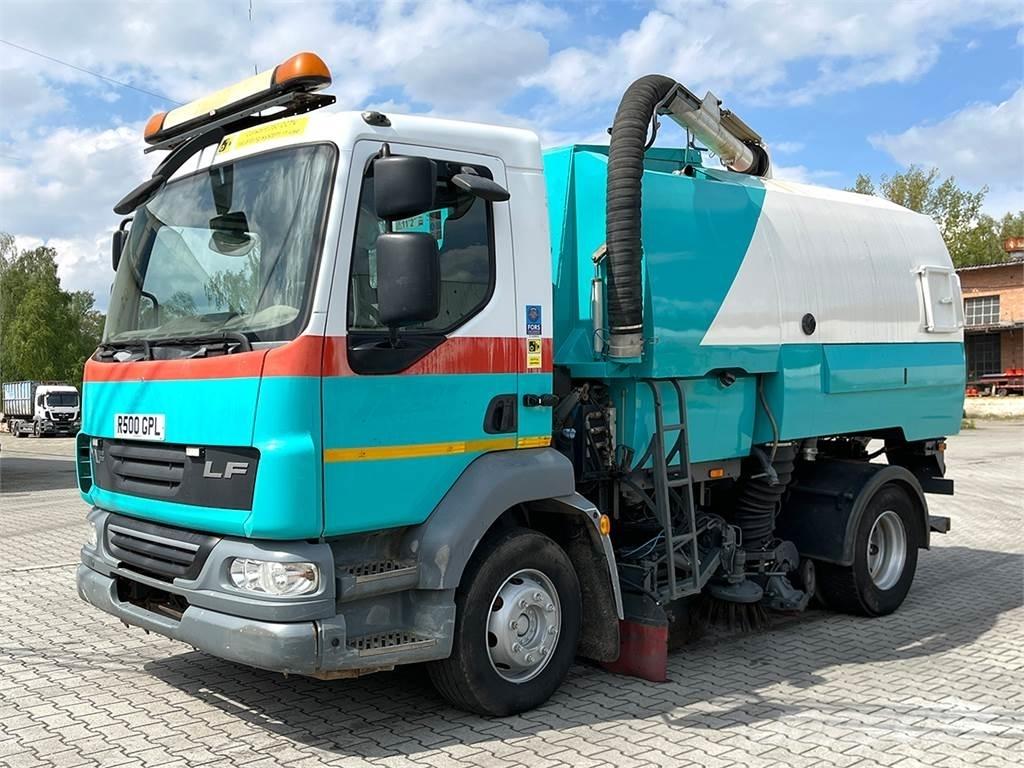 Johnston VT650 كناسات