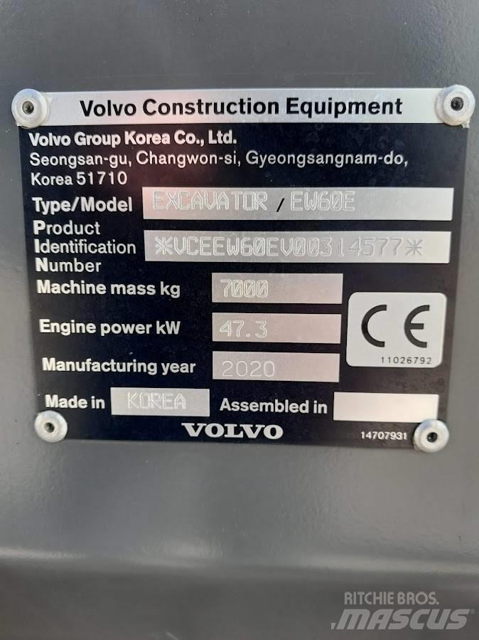 Volvo EW 60 E حفارات بعجل