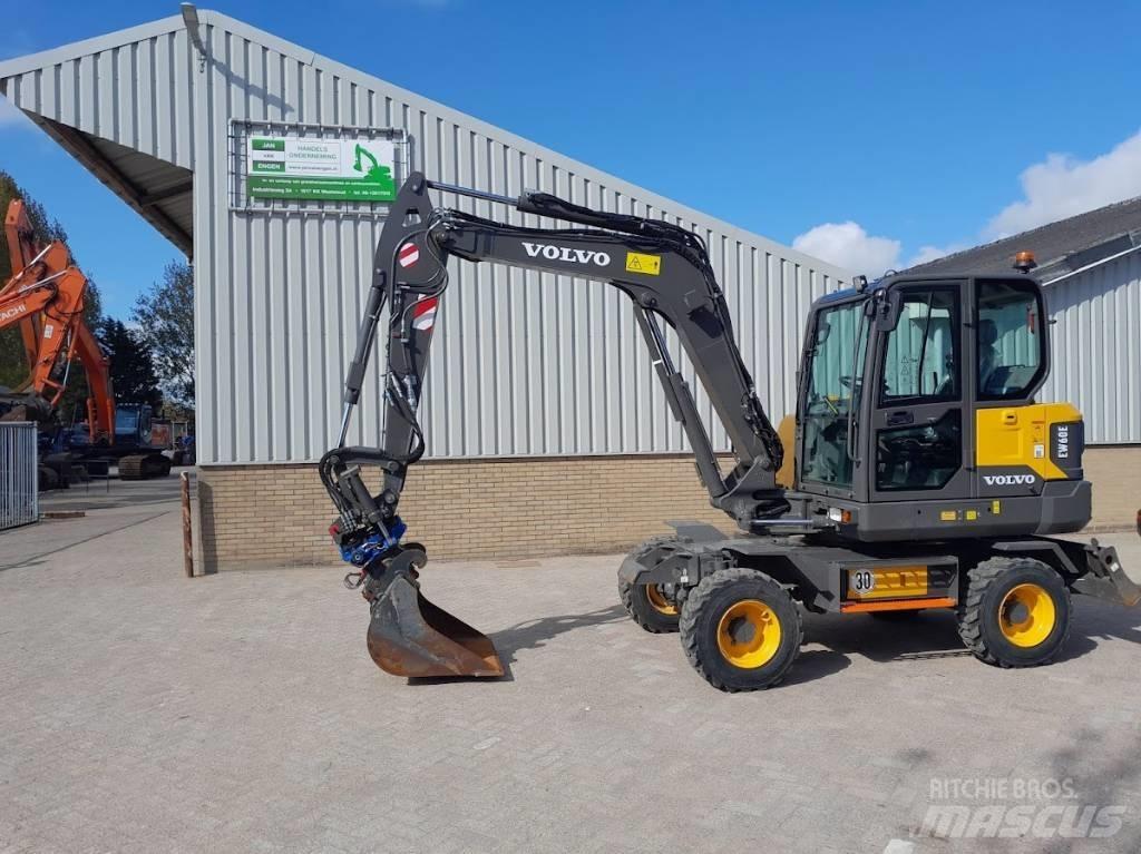 Volvo EW 60 E حفارات بعجل