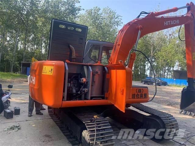 Hitachi EX120 حفارات زحافة