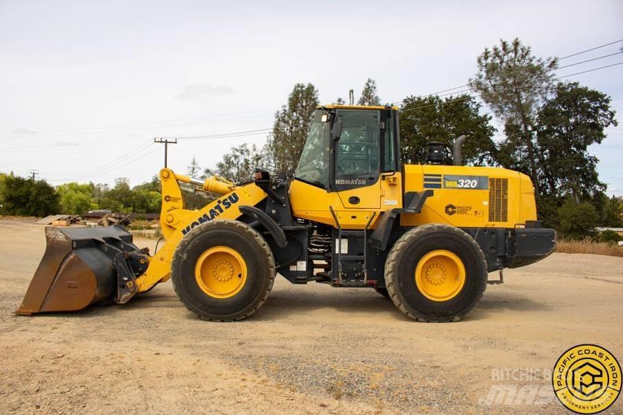 Komatsu WA 320-7 لوادر بعجل