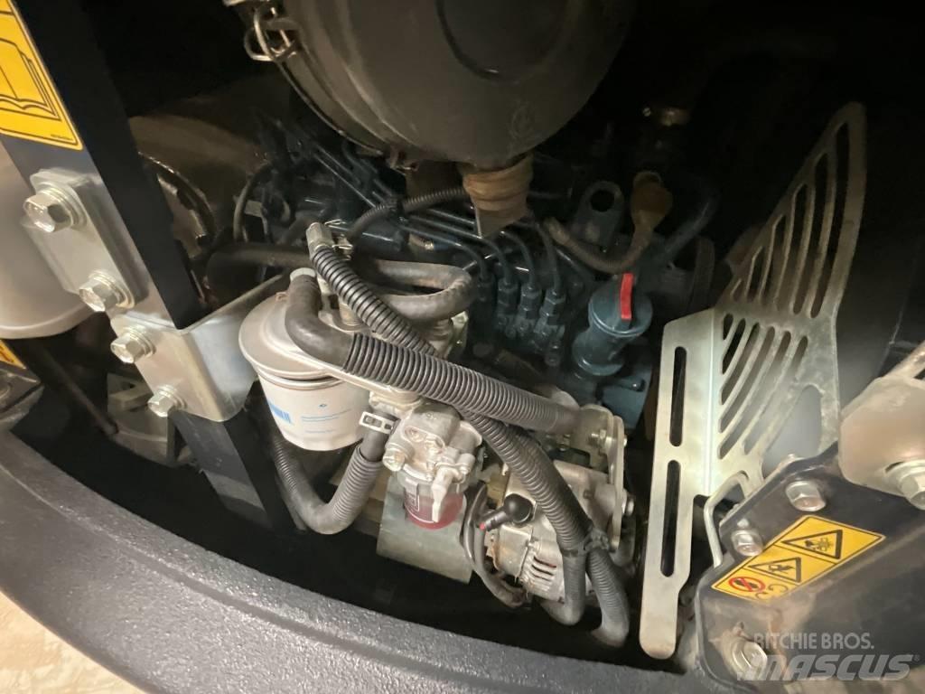 Kubota KX 027-4 HI حفارات صغيرة أقل من 7 طن (حفارات صغيرة)