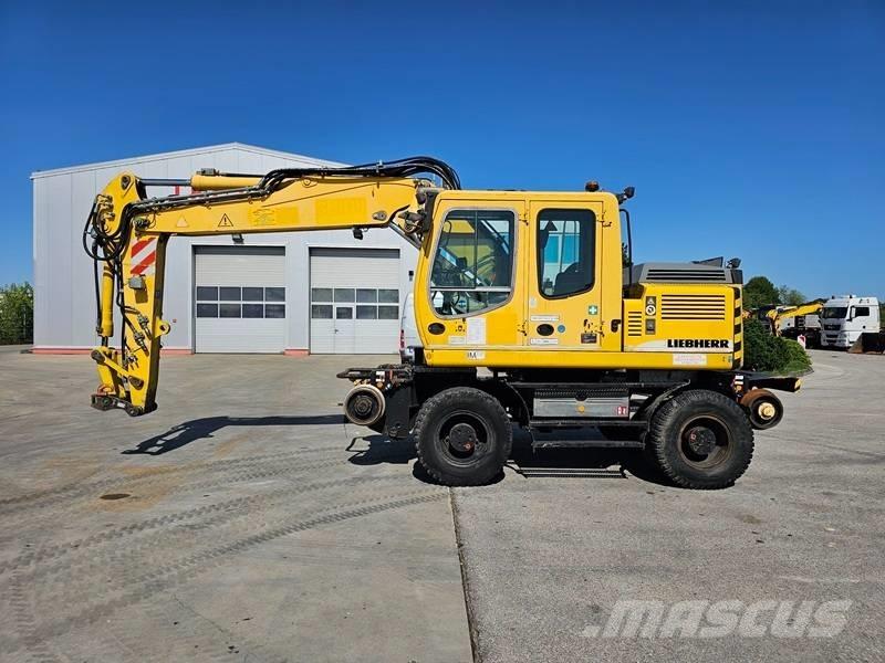 Liebherr A 900 C ZW حفارات بعجل