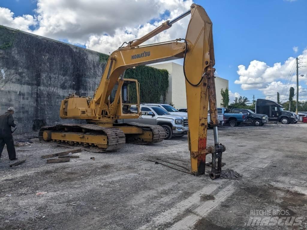 Komatsu PC200LC حفارات زحافة