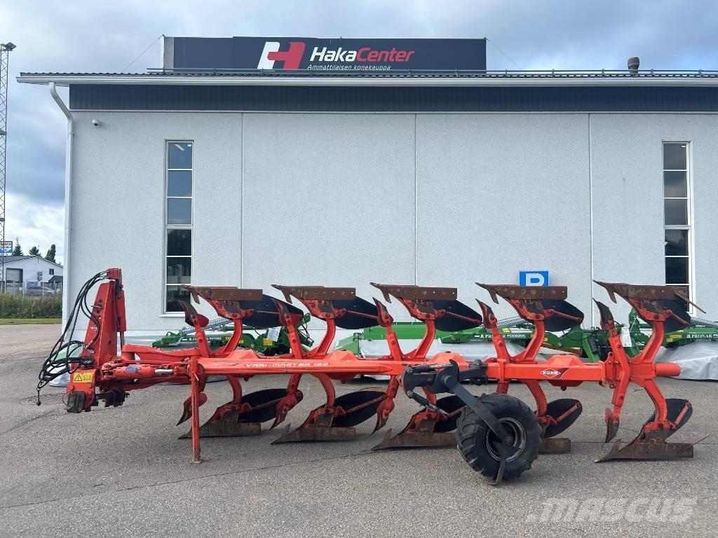 Kuhn Vari-Master 122 محاريث عكسية