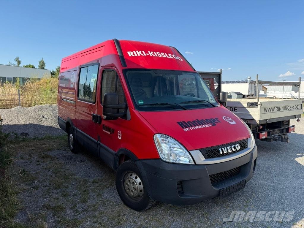 Iveco Daily 35 S14 شاحنة مقفلة